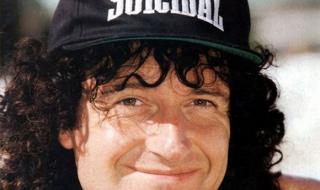 我跟他谈笑风生 我跟他谈笑风生