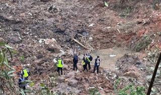 坠机黑匣子已找到 坠机黑匣子已找到